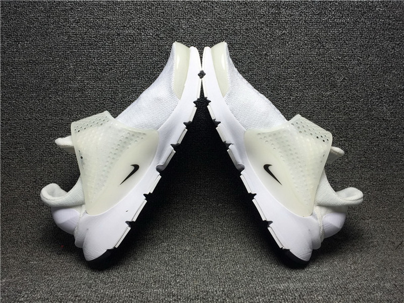 Super Max Perfect Nike Sock Dart  Shoes (98%Authentic)--004